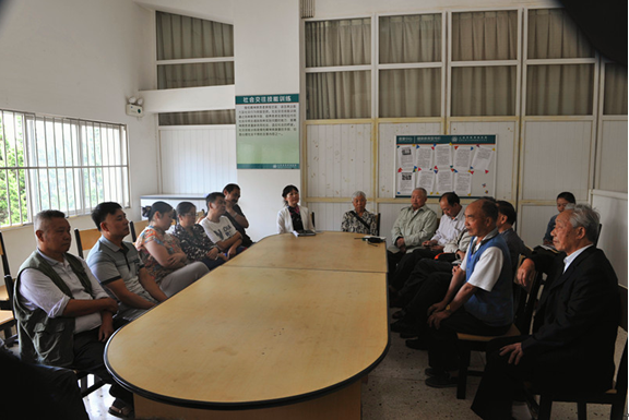 医院召开“八一”建军节复转军人、现役军属、残疾军人慰问座谈会